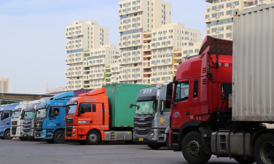 开工旺季点燃航运板块，物流ETF（516910...